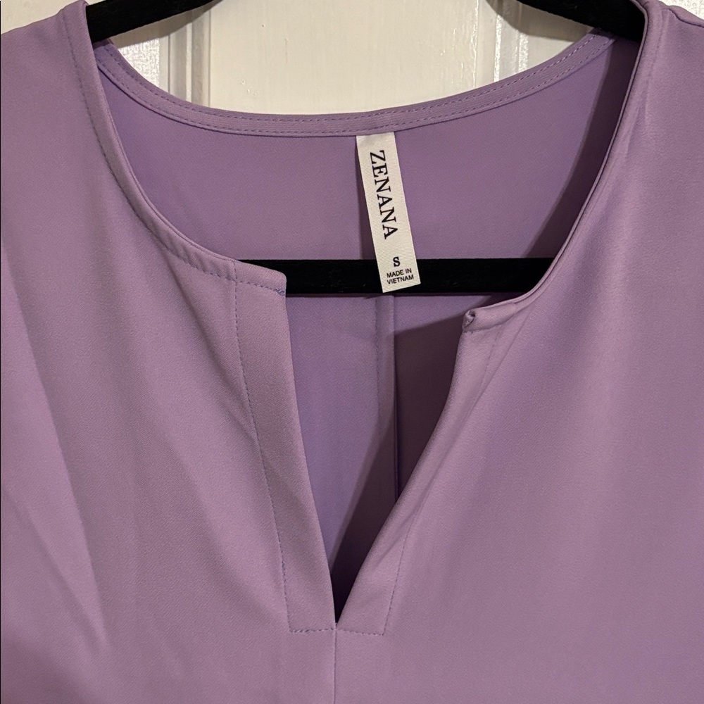 Zenana V-neck Short Sleeve Tunic Top - Picture 5 of 5